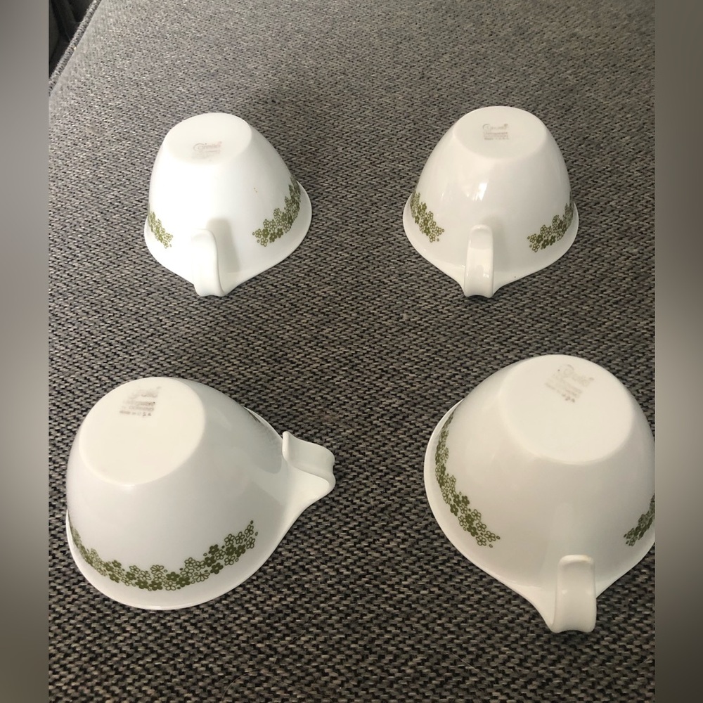 Vintage 1970’s Corelle Spring Blossom Hook Handle Cups (4) - Picture 3 of 3